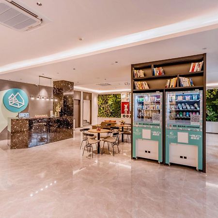 Lncommunity Guangzhou Haizhu Branch Exteriör bild